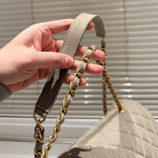 Chanel Flap Vintage-Style Shoulder/Hobo Bag Khaki 17.7 Inches