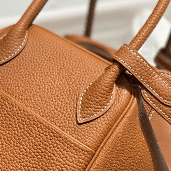 Hermès Lindy 26 Bag Tan/Camel 10.2 Inches