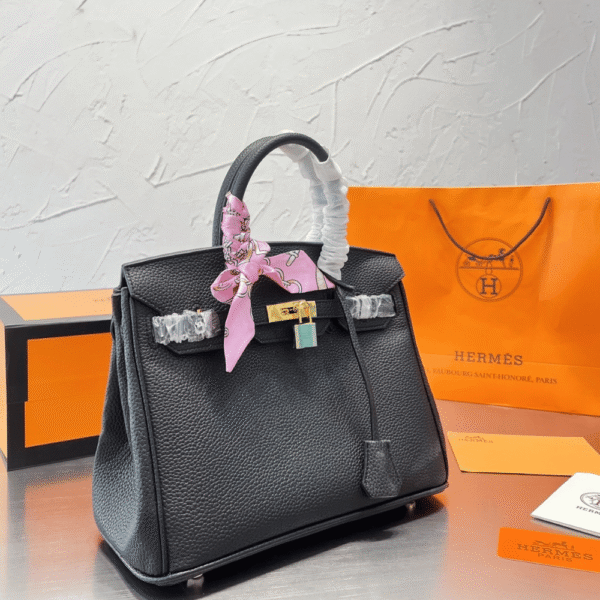 Hermès Birkin Bag Black 11.8 Inches