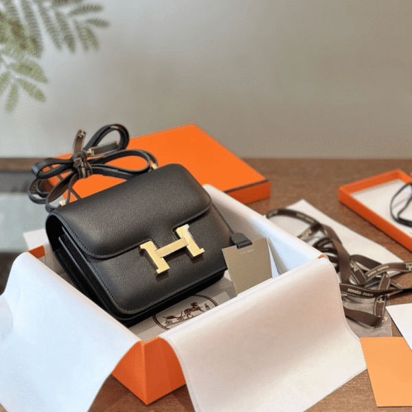 5-368 Hermès Constance Bag Mini Black 7.5 Inches