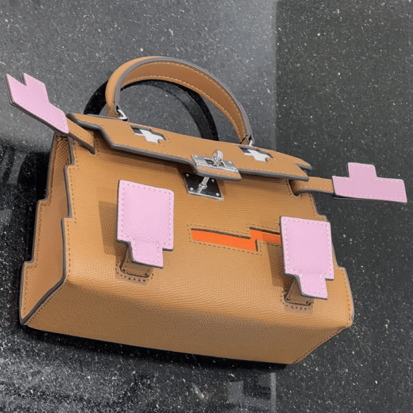 5-370 Hermès Kelly Pixel Bag Tan/Multi-Color 7.9 Inches