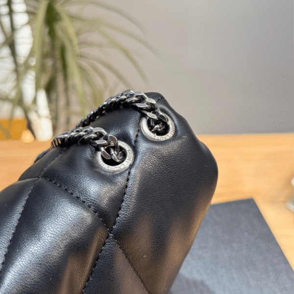 5-399 Saint Laurent Loulou Bag Black Nappa 8.7 Inches 5774761El001000