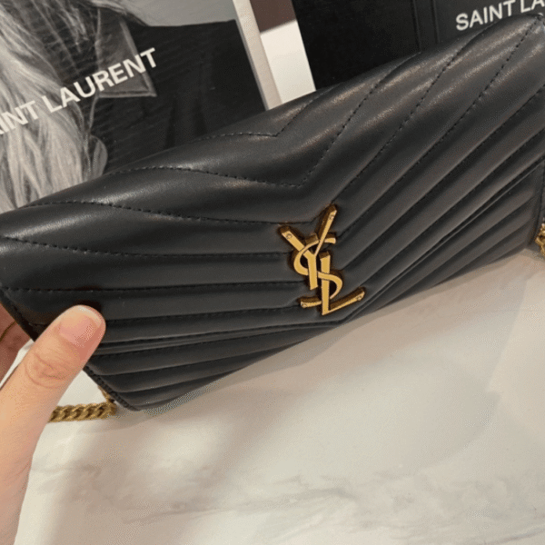 Saint Laurent Envelope Woc Black Bag 8.7 Inches 742920AAA441000