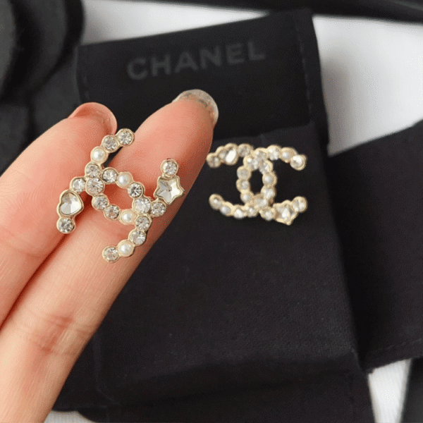 Chanel Cc Logo Stud Earrings With Rhinestones And Pearls Gold-Tone