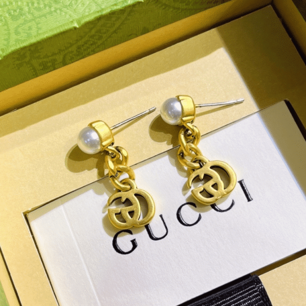 Gucci Pearl And Interlocking G Drop Earrings Gold-Tone