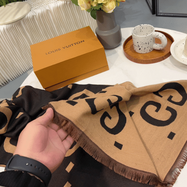 Gucci Jumbo Gg Monogram Wool Cashmere Scarf Brown/Black 74.8 Inches