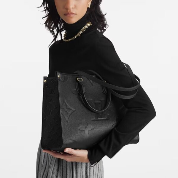 5-52.jpg Chanel Small Secret Box Bag Quilted Leather Gold Tone Black 6.3 Inches