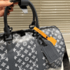 5-533 Louis Vuitton Keepall 40 Monogram Eclipse Dark Navy 15.7 Inches
