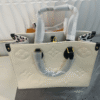 Louis Vuitton Onthego MM Monogram Cream Black 13.4 Inches