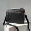 Louis Vuitton Monogram Canvas Pochette Métis Black 9.8 Inches M44875