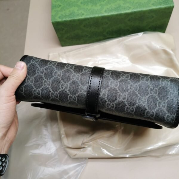 Gucci Gg Supreme Flap Messenger Bag Black 9.8 Inches