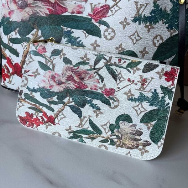 Louis Vuitton Neverfull MM Monogram Canvas Dune 32Cm