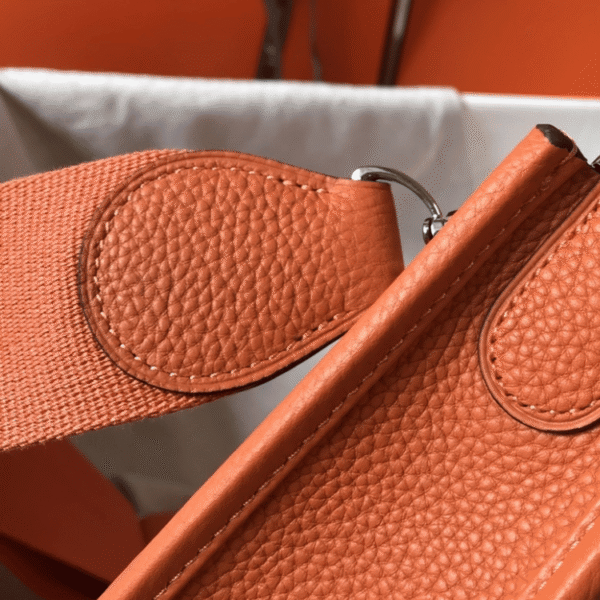 Hermès Evelyne Bag III 29 PM Orange 11 Inches