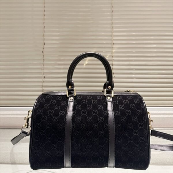 Gucci Small Jumbo GG Canvas Duffle Bag Black 11.8 Inches