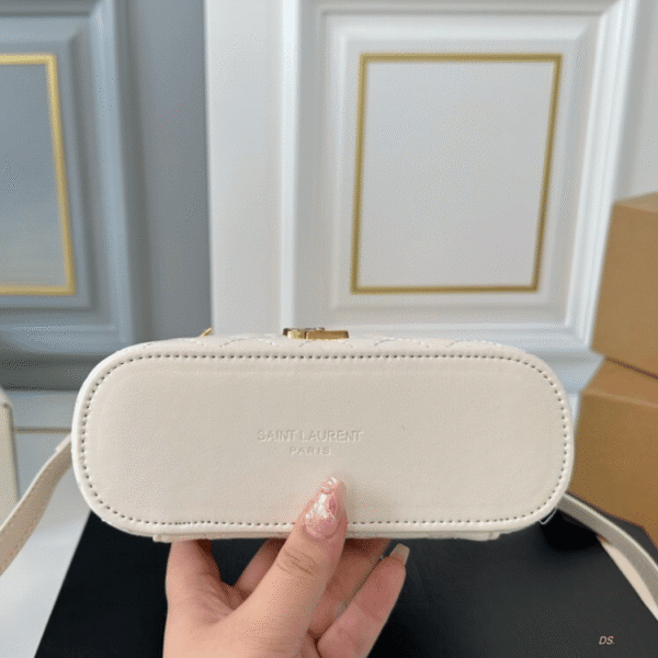 Saint Laurent Quilted Mini Vanity Bag Off White 7.1 Inches 7667311El079207