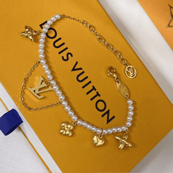 Louis Vuitton Monogram Flower Pearl Charm Bracelet Gold-Tone