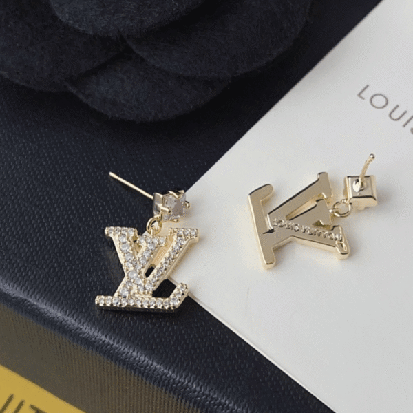 Louis Vuitton Lv Charm Drop Earrings Gold-Tone