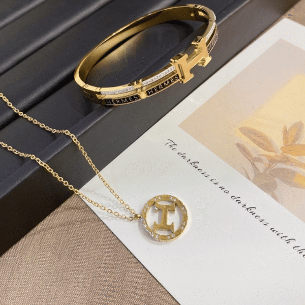 Hermès H Circle Pendant Necklace Gold-Tone