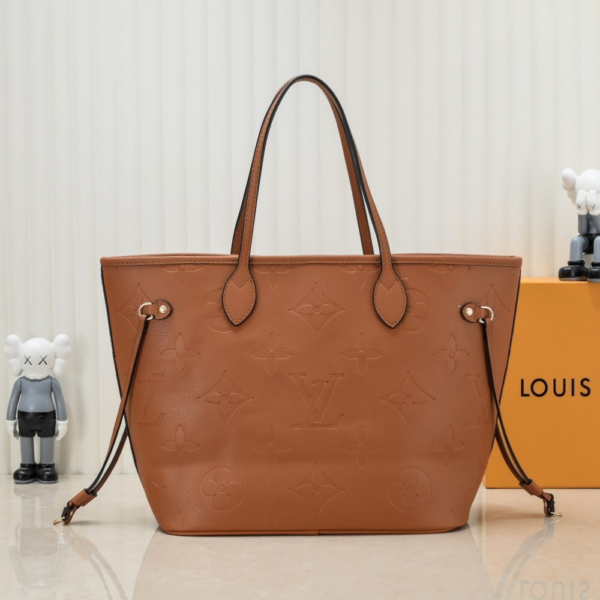 Louis Vuitton Neverfull MM Cognac 12.2 Inches M12605