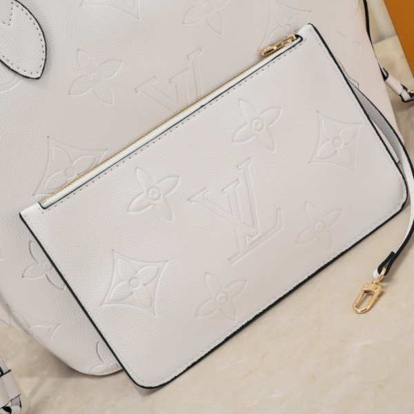 Louis Vuitton Neverfull MM Brume Gray 12.2 Inches M12605