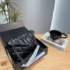 7-104 Saint Laurent Loulou Bag Black Nappa 8.7 Inches 5774761El001000