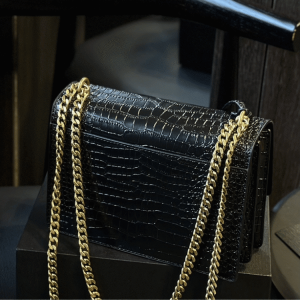 7-117 Saint Laurent Sunset Bag Black Croc 9 Inches 442906DND0J1000