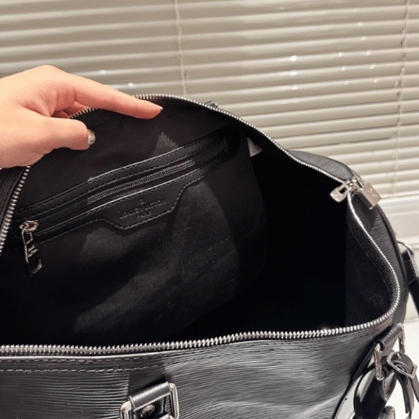 Louis Vuitton Keepall 50 Black 19.7 Inches