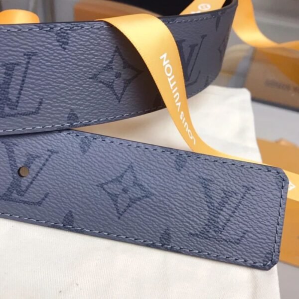 Louis Vuitton Reversible Lv Belt Monogram Eclipse Lv Belt M0450V
