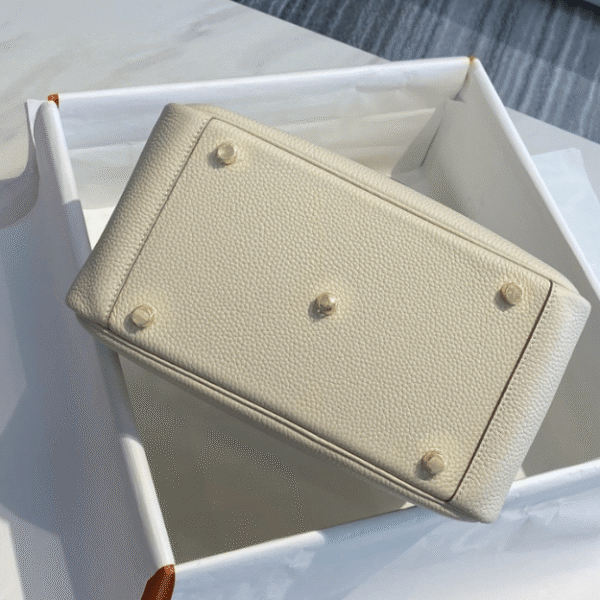 Hermès Lindy 26 Bag White/Off-White 10.2 Inches