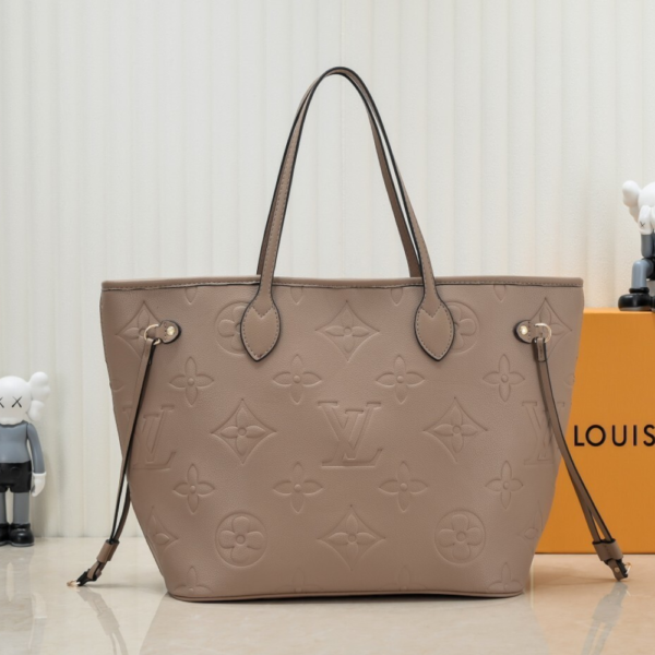 Louis Vuitton Neverfull MM Tourterelle Gray 12.2 Inches M12605