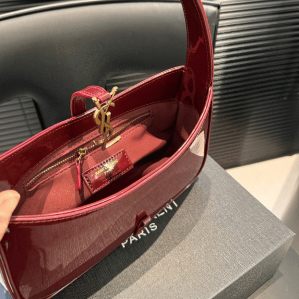 8-43.png Saint Laurent Le 5 À 7 Hobo Bag Bordeaux Patent 9.4 Inches