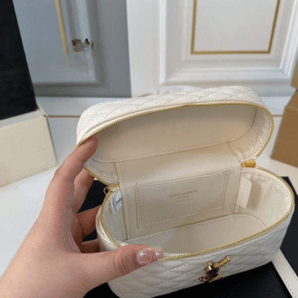 Saint Laurent Quilted Mini Vanity Bag Off White 7.1 Inches 7667311El079207