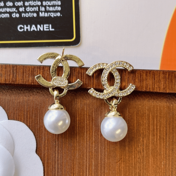 Chanel Cc Logo Drop Earrings With Pearls Gold-Tone