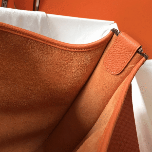 Hermès Evelyne Bag III 29 PM Orange 11 Inches