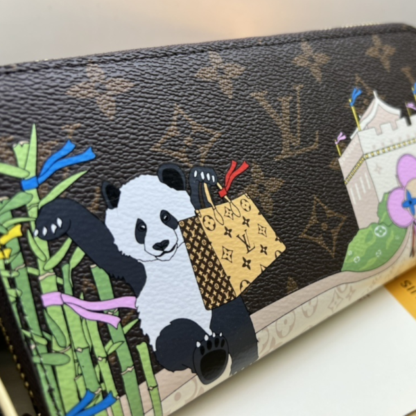 Louis Vuitton Felicie Pochette Monogram Vivienne 2021 Print 7.5 Inches M80857