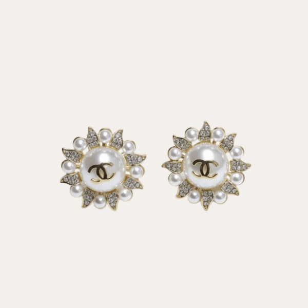 AURCN-EAR1003-1.png Chanel Cc Logo Sunburst Stud Earrings With Pearls And Rhinestones Gold-Tone