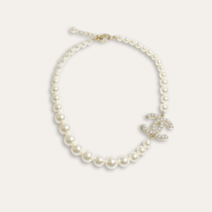 Chanel Pearl Choker Necklace With Cc Logo Pendant Gold-Tone