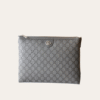Gucci Gg Supreme Messenger Bag Black 11.8 Inches
