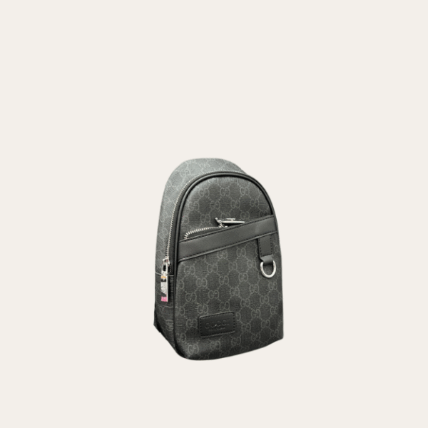 Gucci Gg Supreme Chest Bag Black 11 Inches
