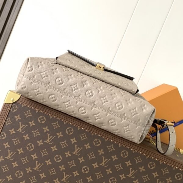 Louis Vuitton Hobo Métis Tourterelle 13.8 Inches M27937