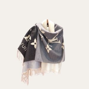 Louis Vuitton Gradient Shawl 74.8 Inches