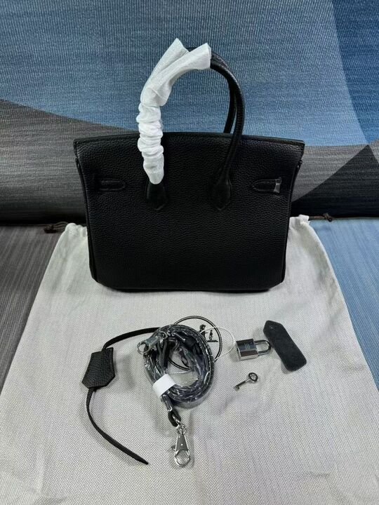 hermes1.jpg Hermès Birkin B25 Togo Black 25Cm Silver Hardware